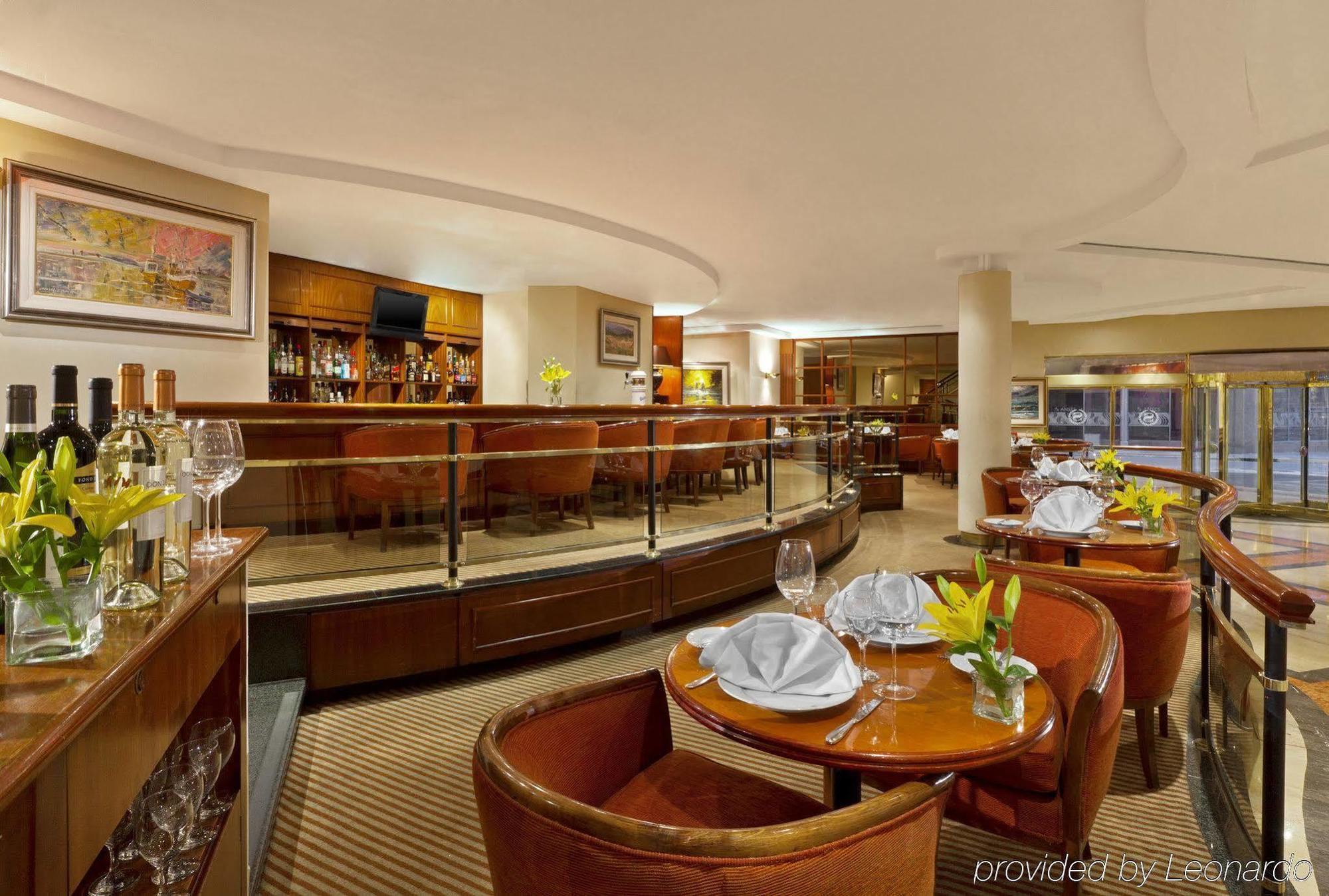 Libertador Hotel Buenos Aires Ngoại thất bức ảnh The lounge at the airport
